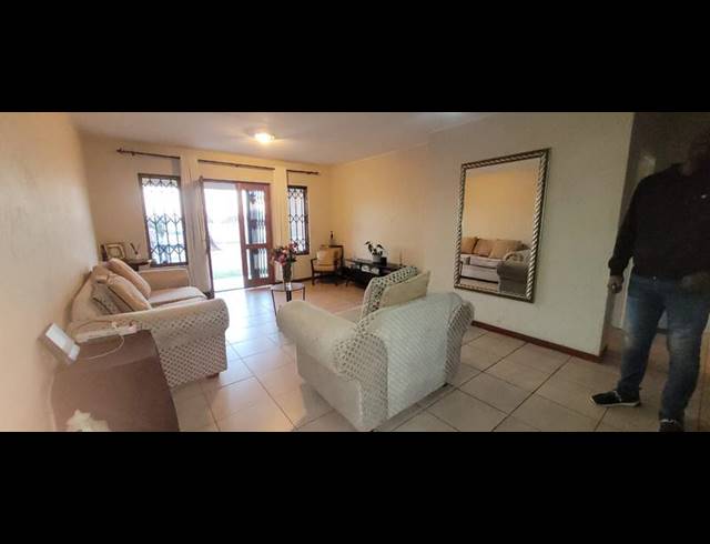 2 BEDROOM TOWNHOUSE FOR SALE IN MEYERSDAL